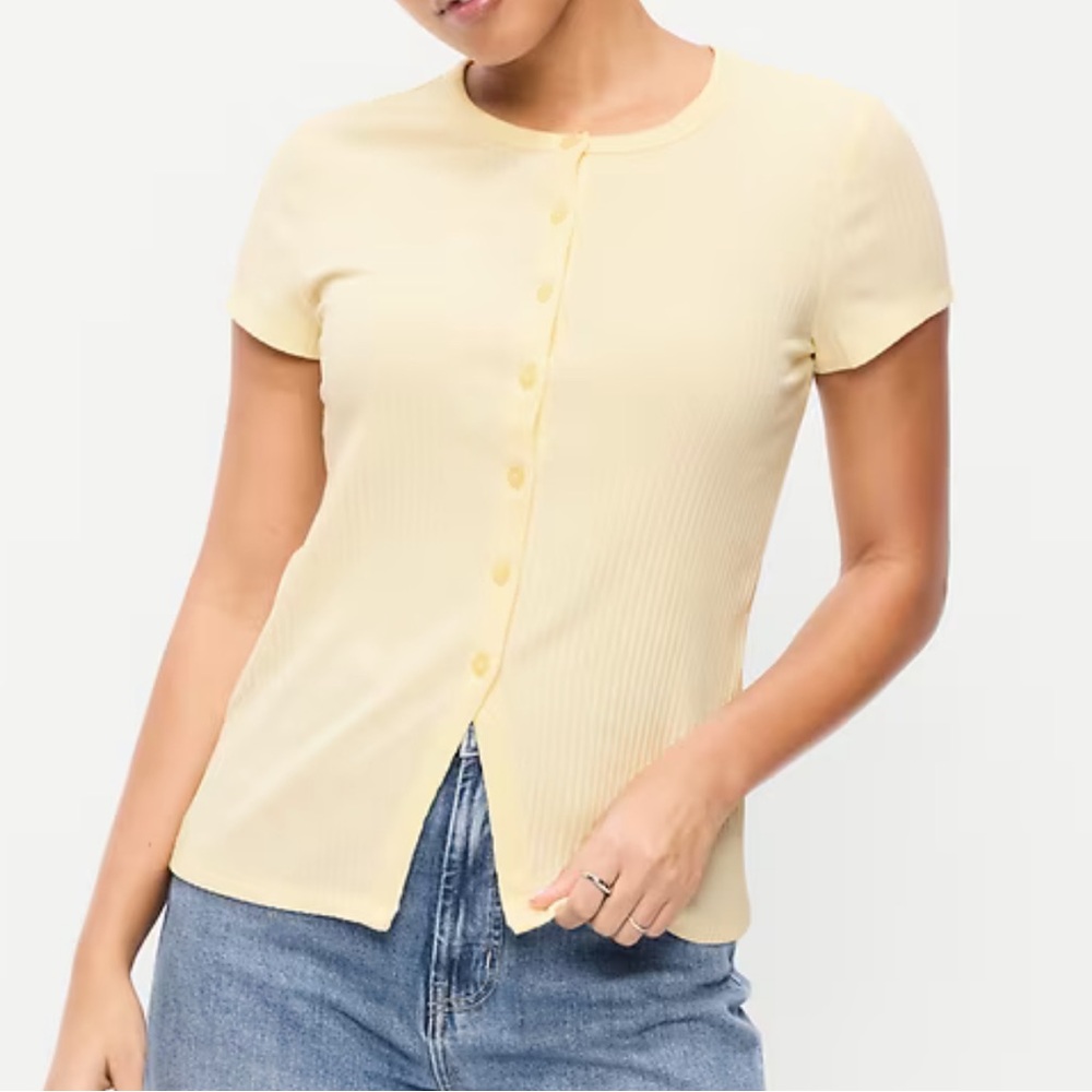 Old Navy Short-Sleeve Ribbed Button-Down Top